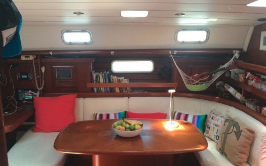 Velero Beneteau Oceanis 50