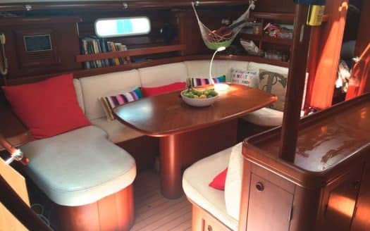Velero Beneteau Oceanis 50