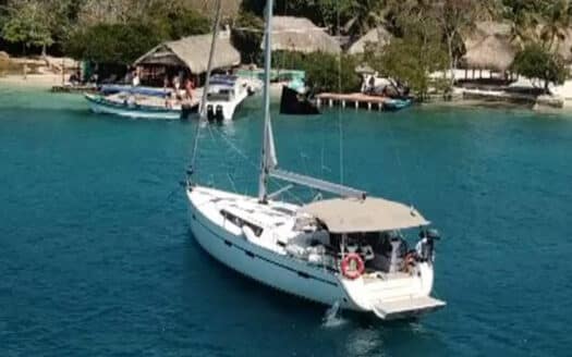 Velero Bavaria 51