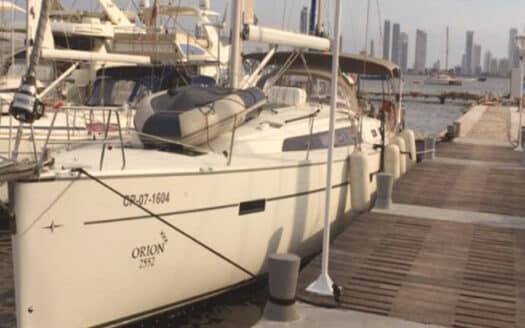 Velero Bavaria 51