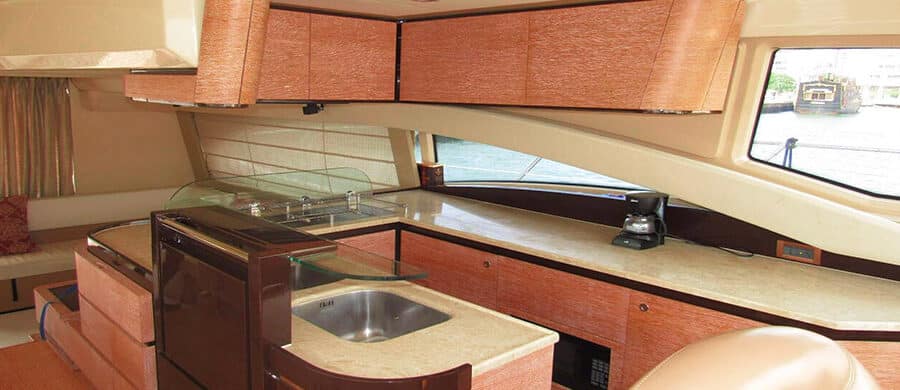 Azimut 58